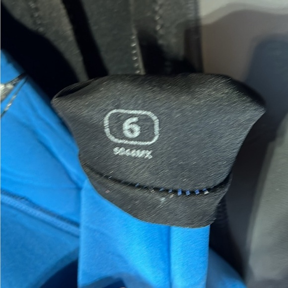 Kids Wetsuit size 6 - Picture 3 of 5